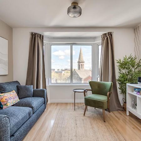 Central Belfast Apartments Queen'S Hideaway 외부 사진