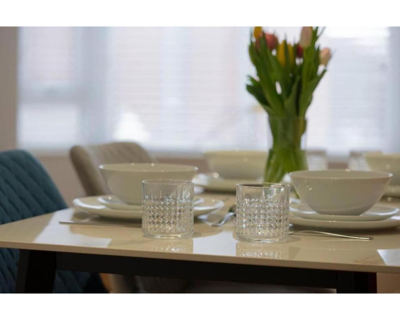 Central Belfast Apartments Queen'S Hideaway 외부 사진