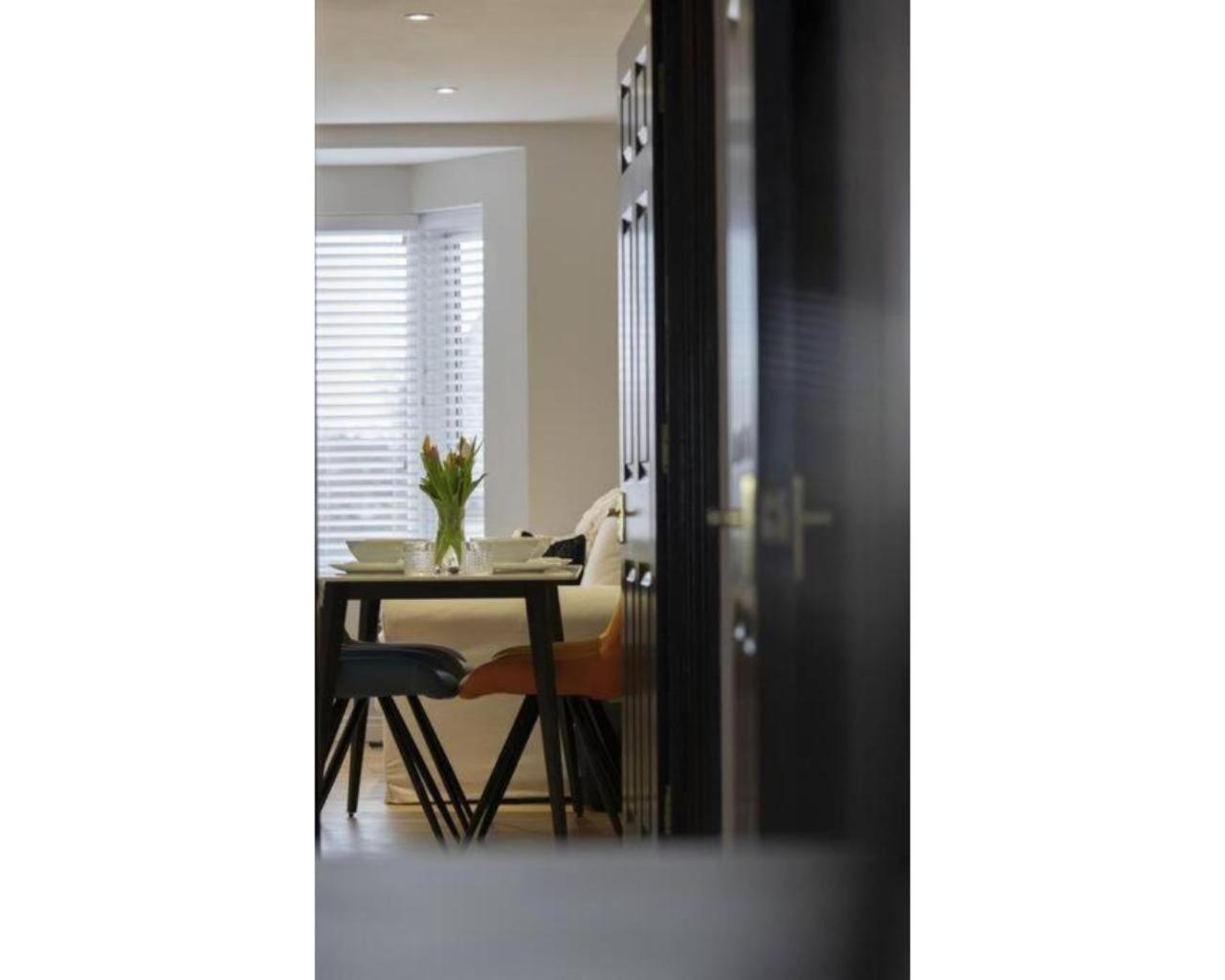 Central Belfast Apartments Queen'S Hideaway 외부 사진